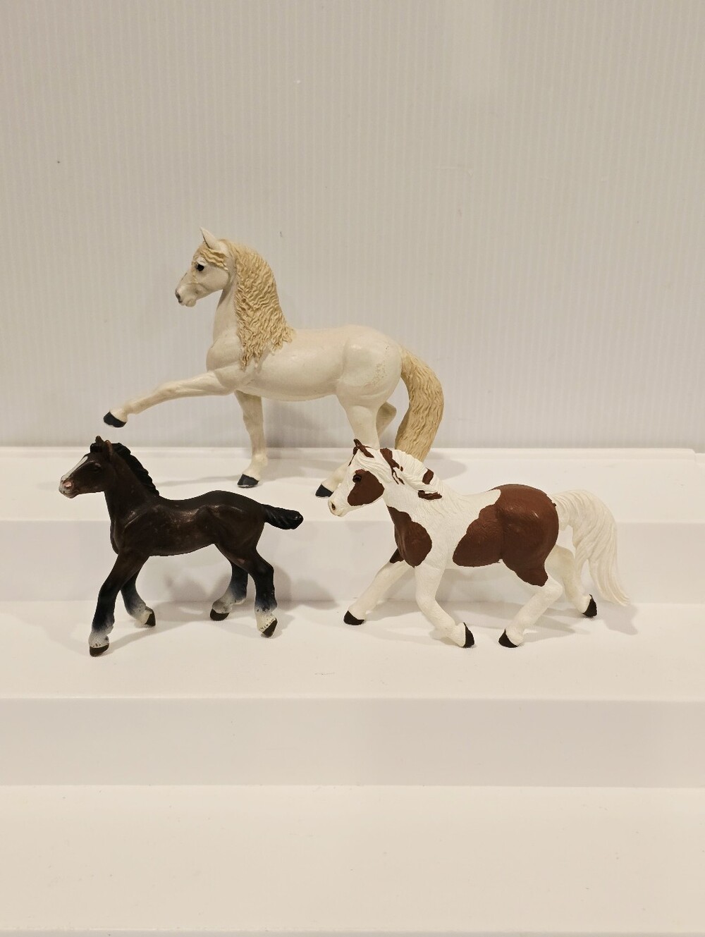 Safari Ltd Realistic Horse Figure Set